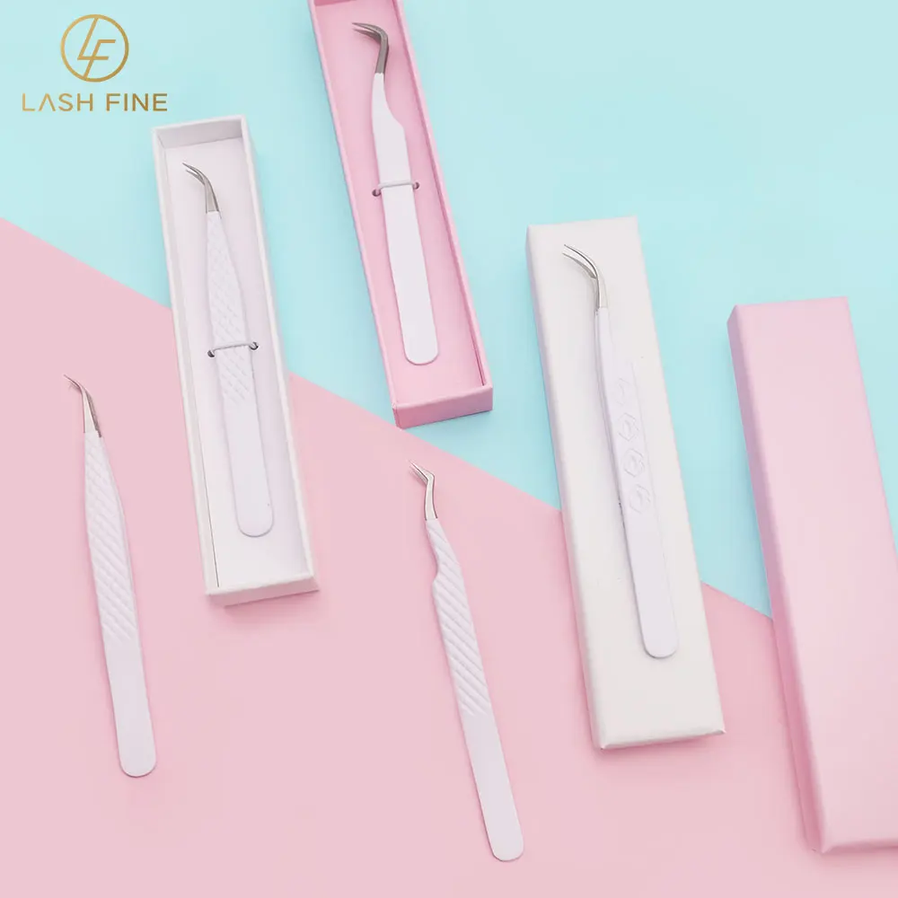 Heart-Shaped Eyelash Extension - Eyelash Extension Volume のレビューと価格